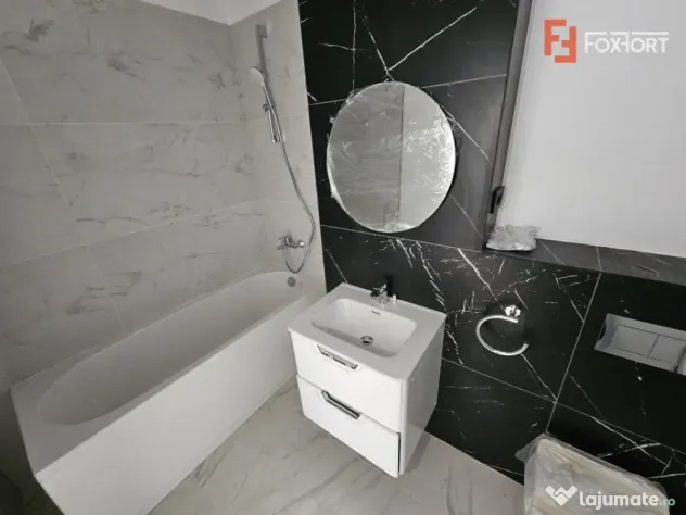 Apartament 3 camere, etaj intermediar, bloc nou, Zona Toront - Timisoara (Timis)