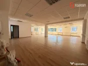 Spatiu pentru birou 140 mp pe Liviu Rebreanu langa Spitalul 