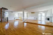 Domeniu privat 5.000 mp, cu reședință de 625 mp și piscină, Corbeanca 
