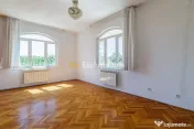 Domeniu privat 5.000 mp, cu reședință de 625 mp și piscină, Corbeanca 