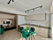 Apartament 3 camere de închiriat pe termen lung în zona Co