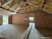 Casă 226 mp utili, la roșu – Vitrometan, strada Teilor