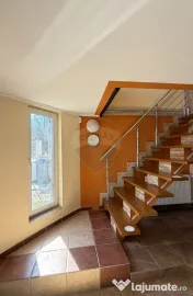 Casă cu vedere spectaculoasă - pentru locuit sau investiție turistică