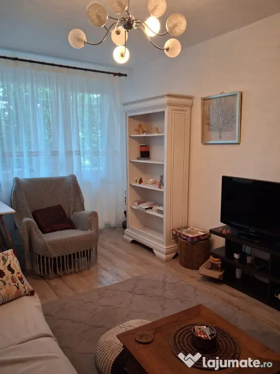 Inchiriez apartament Pajura cu 2 camere - Bucuresti (Bucuresti-Ilfov)