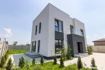 COMISION 0 % | CASA PREMIUM | 5 CAMERE | FINISATA LA CHEIE | OTOPENI |