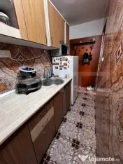 Apartament 2 camere, ultracentral, cu loc de parcare 