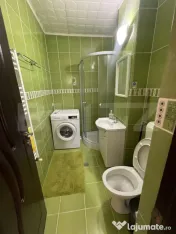 Apartament decomandat de 50 mp utili, cu boxă și balcon î 