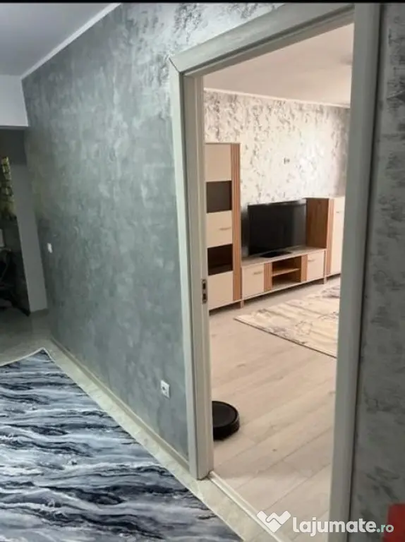 De închiriat apartament cu 2 camere în Micro 17, etaj 2, 450 euro - Galati (Galati)