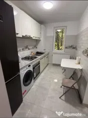 De închiriat apartament cu 2 camere în Micro 17, etaj 2, 450 euro 