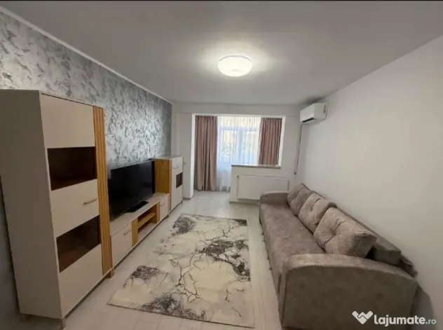 De închiriat apartament cu 2 camere în Micro 17, etaj 2, 450 euro - Galati (Galati)