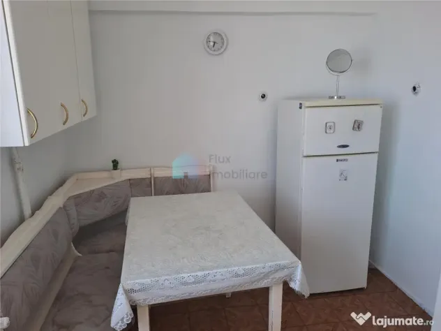 Apartament 2 camere semidecomandate Centru - Suceava (Suceava)