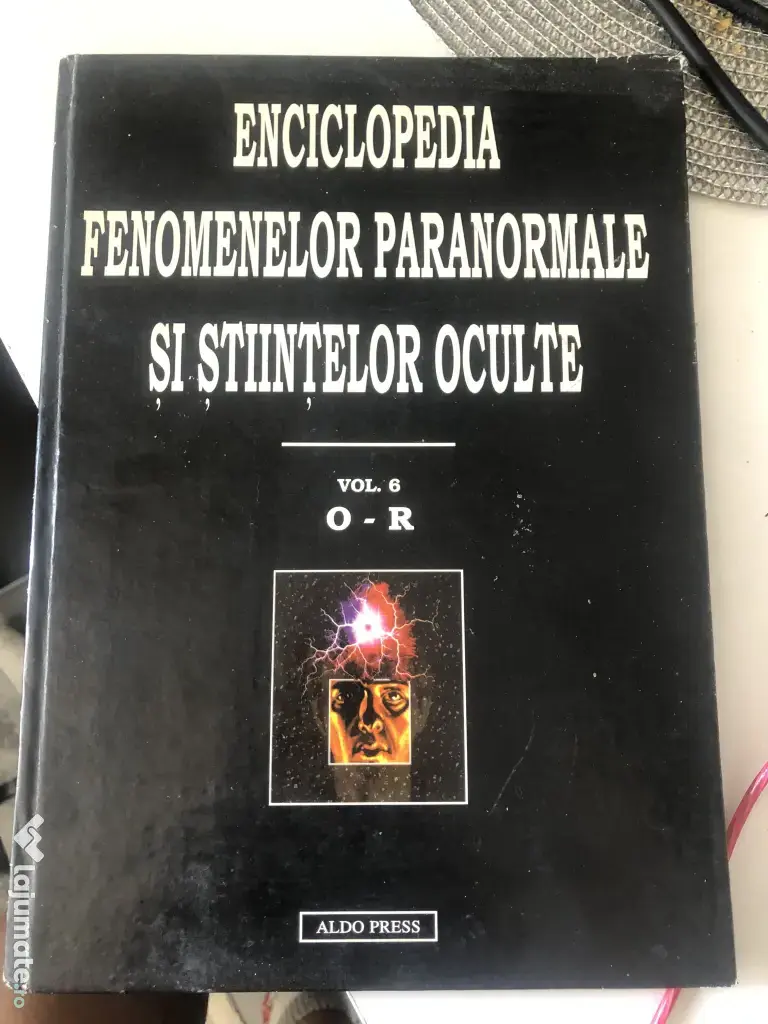 Enciclopedia fenomenelor paranormale si stiintelor oculte