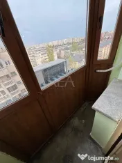 3 camere Decebal decomandat, an 1988, 78 mp 