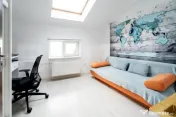 Apartament 3 camere, 2 balcoane, 73 mp suprafata totala, str 