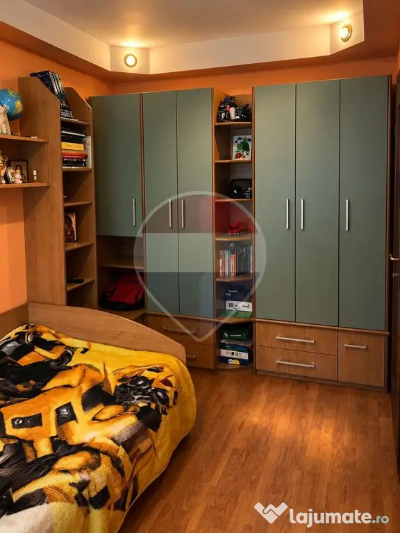 Apartament 3 camere parter zona Rogerius Aluminei - Oradea (Bihor)