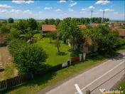 FILM! 4.900mp teren intravilan, cu casa, in Tufalau, Covasna