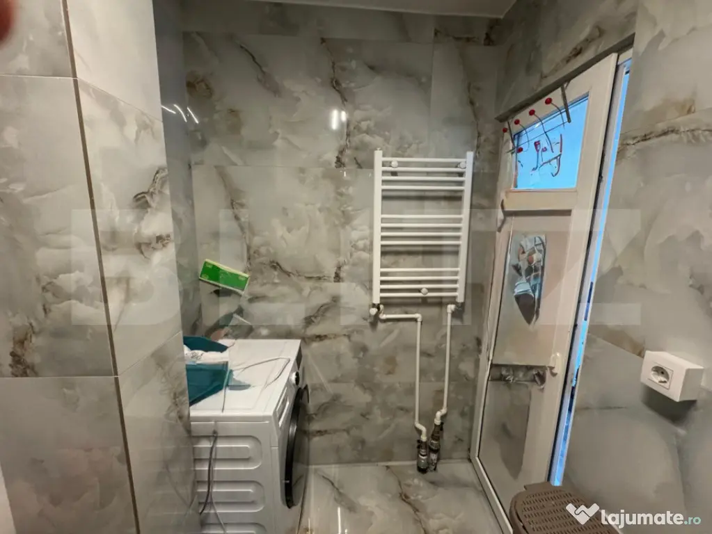 Apartament 2 camere decomandat, RENOVAT CAPITAL priveliște - Craiova (Dolj)