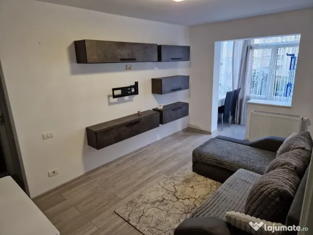 ÎNCHIRIEZ APT. 3 CAMERE – ETAJ 2 | CENTRALĂ PROPRIE | COMPLET UTILAT - Ramnicu Valcea (Valcea)