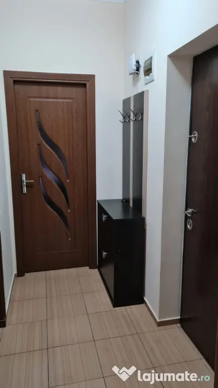 Garsonieră de închiriat, metrou Dimitrie Leonida