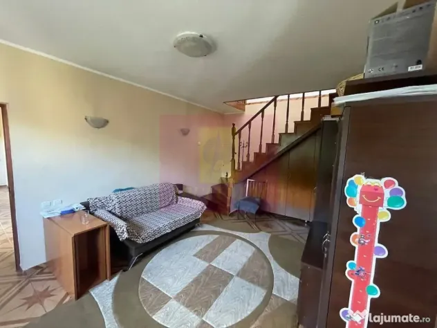 Casa, 5 camere si curte, locatie centrala in Pantelimon, Ilfov - Pantelimon (Bucuresti-Ilfov)