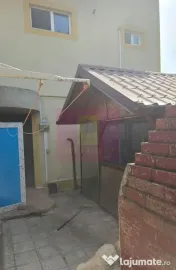 Casa, 5 camere si curte, locatie centrala in Pantelimon, Ilfov 