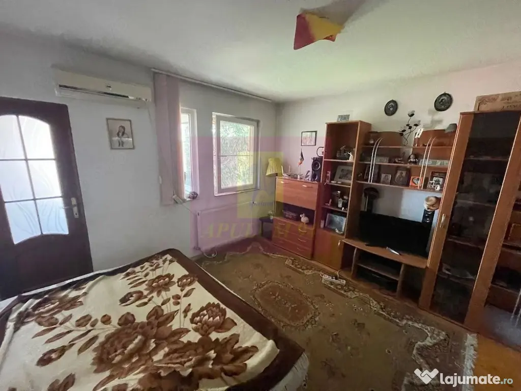 Casa, 5 camere si curte, locatie centrala in Pantelimon, Ilfov - Pantelimon (Bucuresti-Ilfov)
