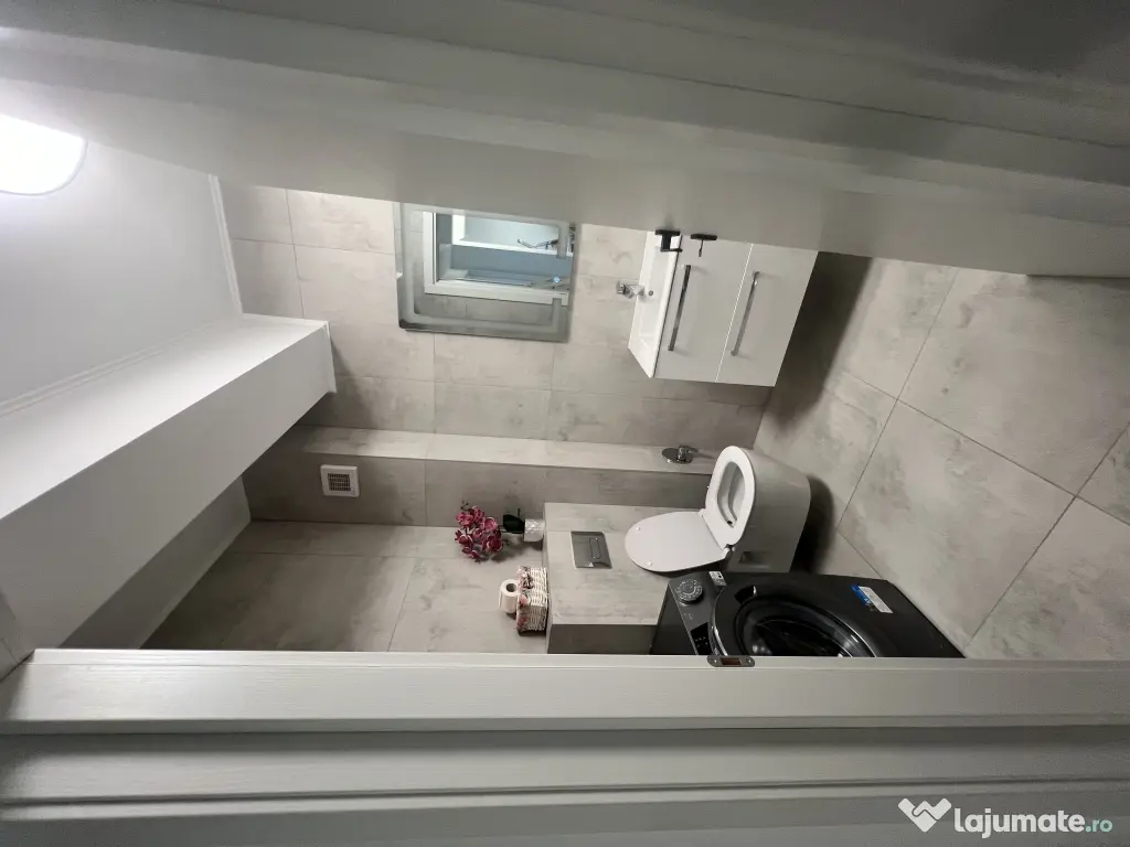 Închiriez apartament PRIMA ARENA