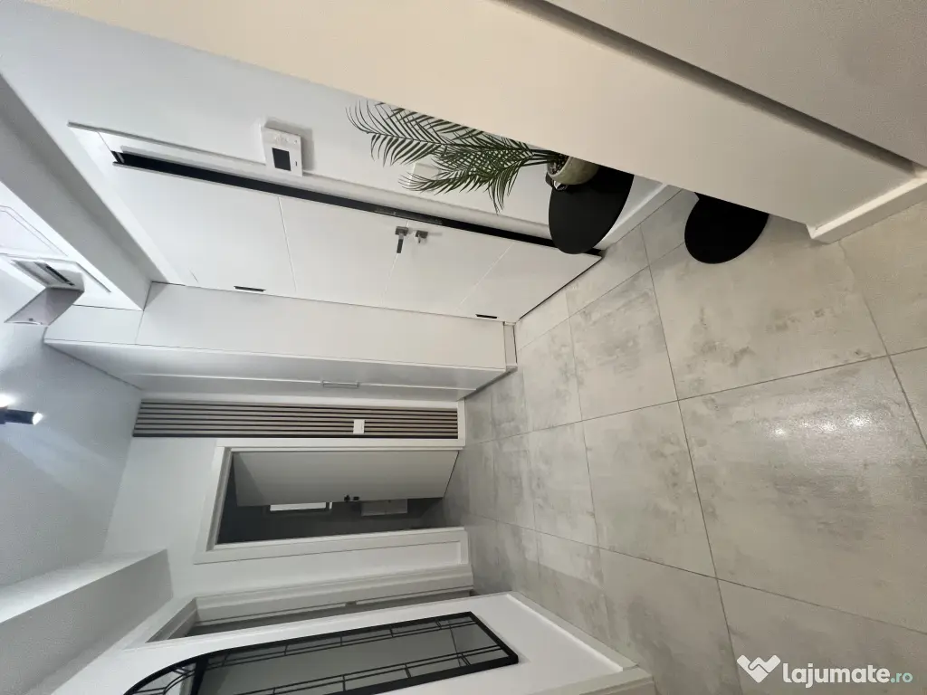 Închiriez apartament PRIMA ARENA