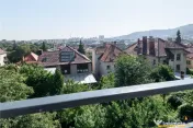 FILM! Vila de poveste, in centrul Brasovului, pe Drumul Ceta 