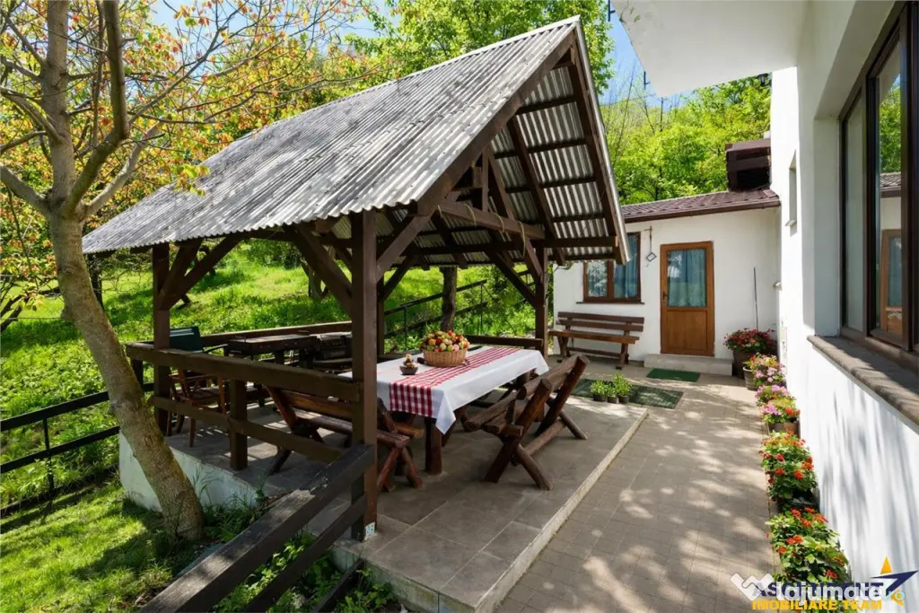 Pensiune cu priveliste fabuloasa, zona boema, Bran, Brasov. - Bran (Brasov)
