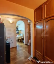 Apartament 3 camere de vanzare, 58 mp, zona Nufarul 