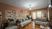 Apartament 3 camere de vanzare, 58 mp, zona Nufarul 