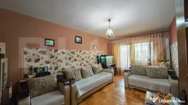 Apartament 3 camere de vanzare, 58 mp, zona Nufarul - Oradea (Bihor)