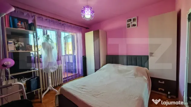 Apartament 3 camere de vanzare, 58 mp, zona Nufarul - Oradea (Bihor)