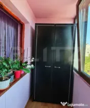 Apartament 3 camere de vanzare, 58 mp, zona Nufarul 