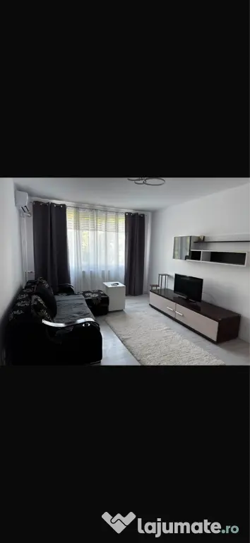 Închiriez apartament 3 camere