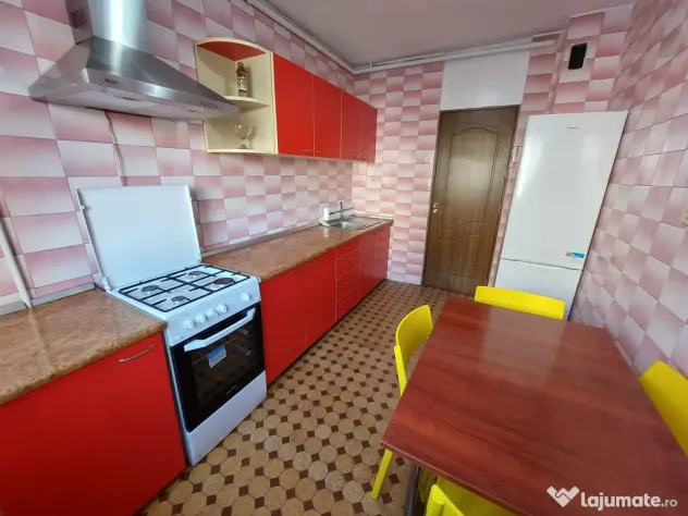 Inchiriez apartament 3 camere sector 2, Diham