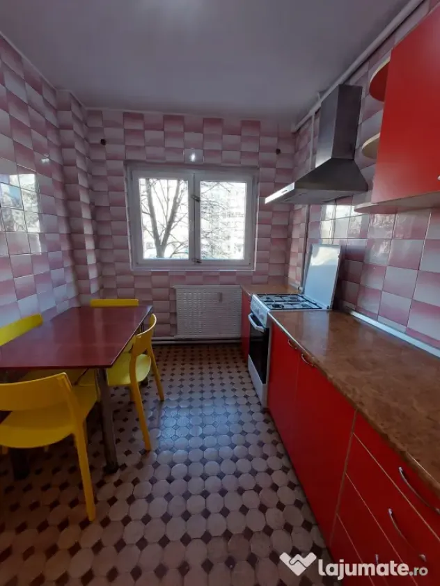Inchiriez apartament 3 camere sector 2, Diham