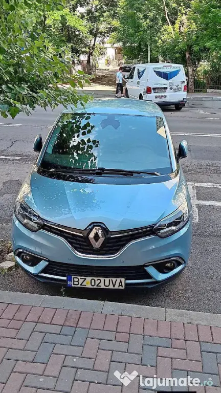 Ocazie: Renault Scenic din 2019
