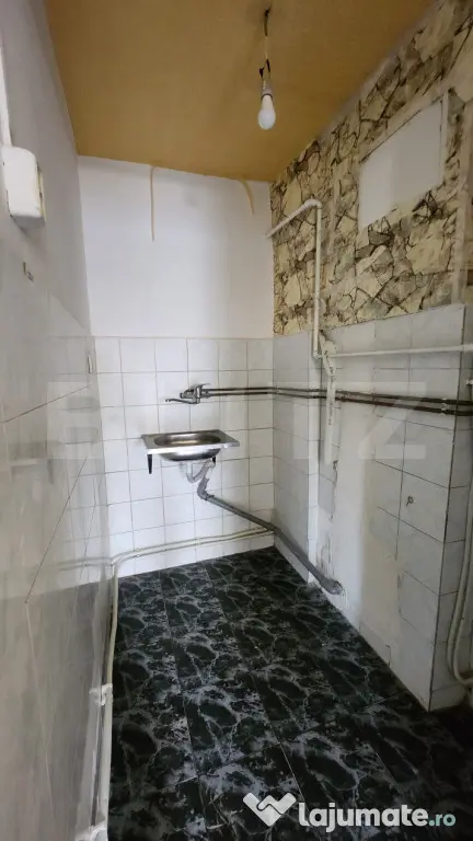Spatiu Comercial de Vanzare - Cart. Rovinari Targu Mures - Targu Mures (Mures)