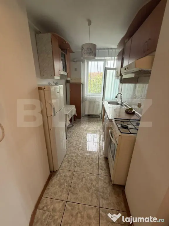 Apartament cu 2 camere de inchiriat, 50 mp, zona centrala, C - Campia Turzii (Cluj)
