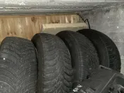 Cauciucuri iarnă 215 70 16