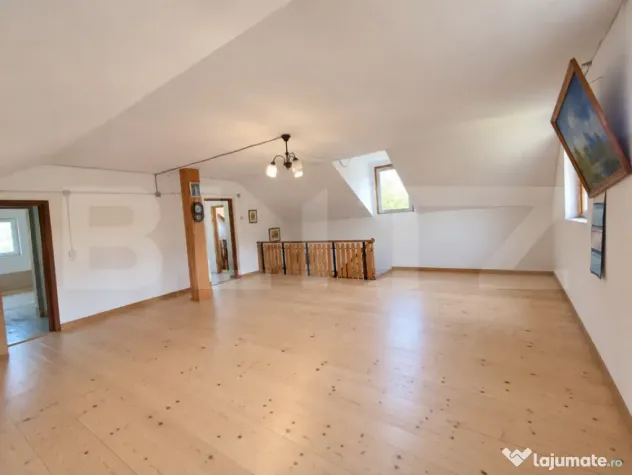 Casă cu teren 1000 mp, 4 dormitoare, 4 băi – Râpaș, Hu - Rapas (Hunedoara)