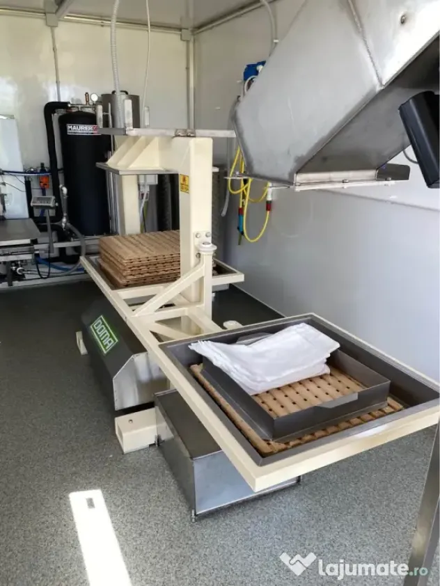Linie mobilă producție suc mere – presă -pasteurizator - Bag-in-Box–remorcă 2021