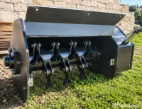Tocător vegetatie / cositoare hidraulică pentru mini-excavator – 60cm 