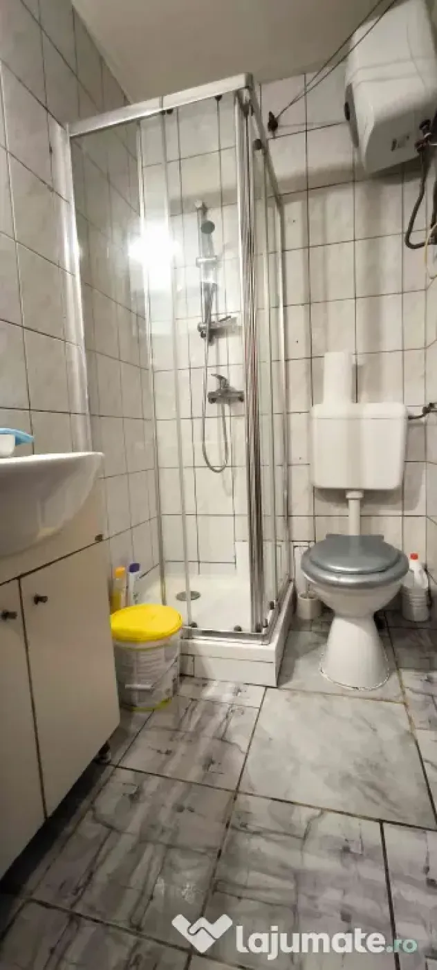 Schimb cameră de cămin 21m