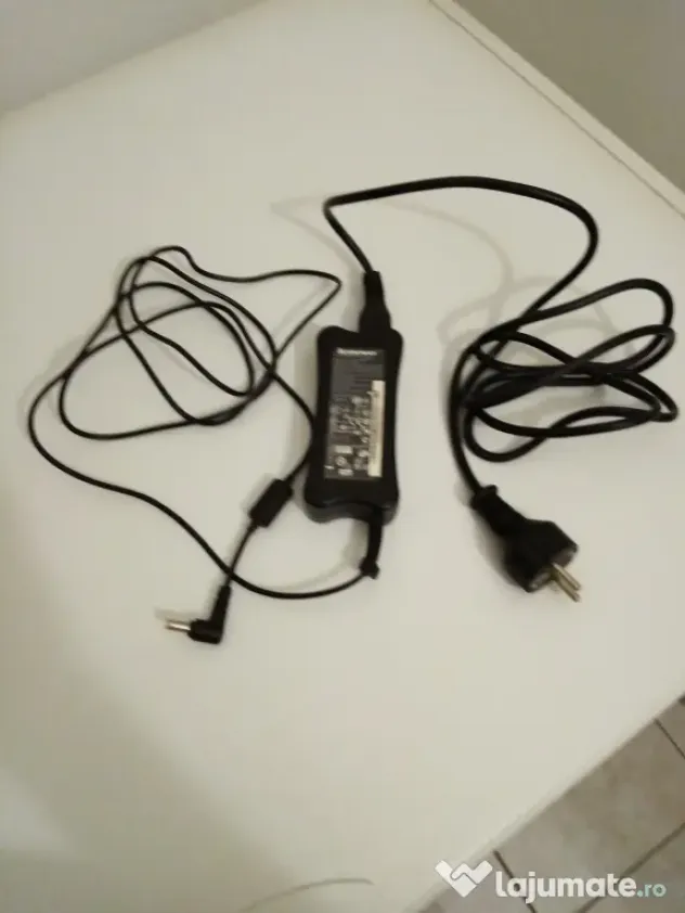 Încărcător PC Lenovo