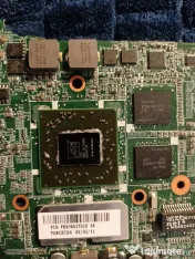Placa de baza laptop cu procesor și placa video ATI
