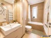 Apartament 3 camere, decomandat, zona Tractorul, Brasov