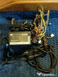 Sursa PC 700W,-ACAB-L3, funcțională, toate cablurile incluse sursa alimentare PC